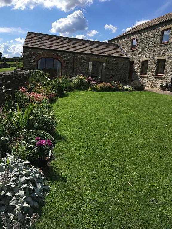 Curlew Barn Bed and Breakfast Leyburn Exterior foto